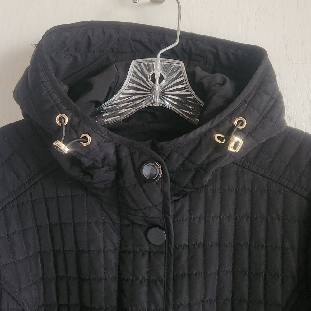 Coat - Picture 4 of 9
